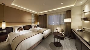 Minibar, in-room safe, desk, blackout curtains