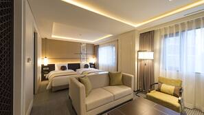 Minibar, in-room safe, desk, blackout curtains