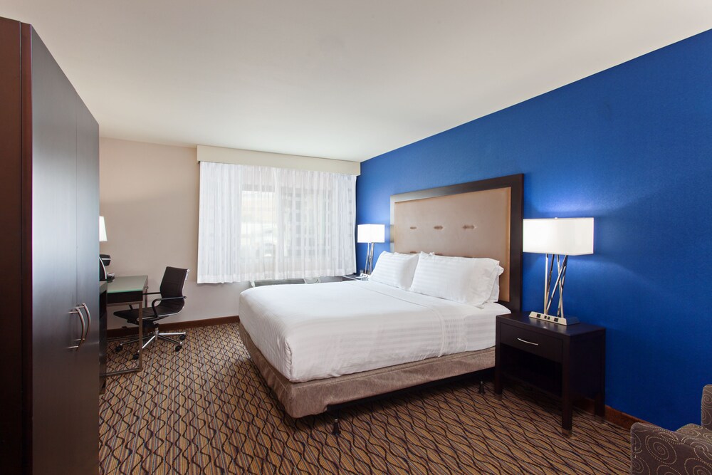 Holiday Inn Express Colton-Riverside North, an IHG Hotel