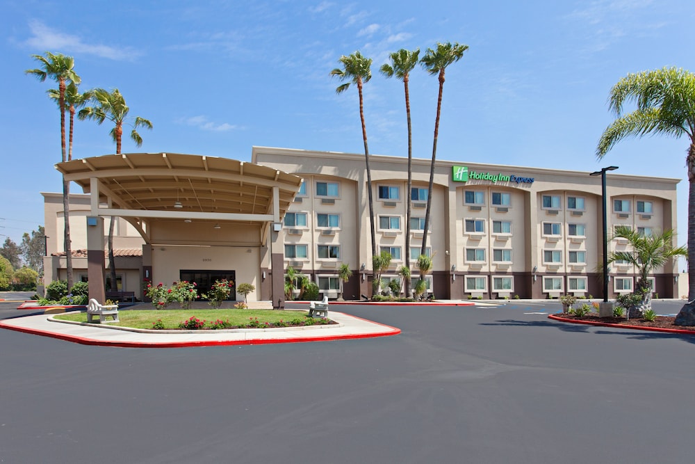 Holiday Inn Express Colton-Riverside North, an IHG Hotel