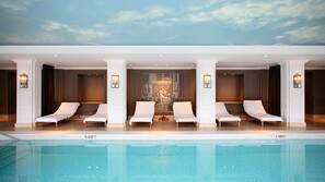 Indoor pool, pool loungers