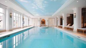 Indoor pool, pool loungers