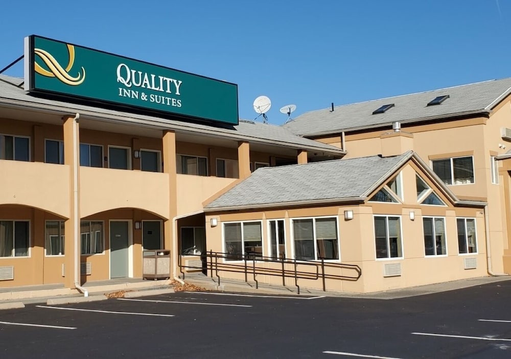 Quality Inn & Suites Northampton - Amherst