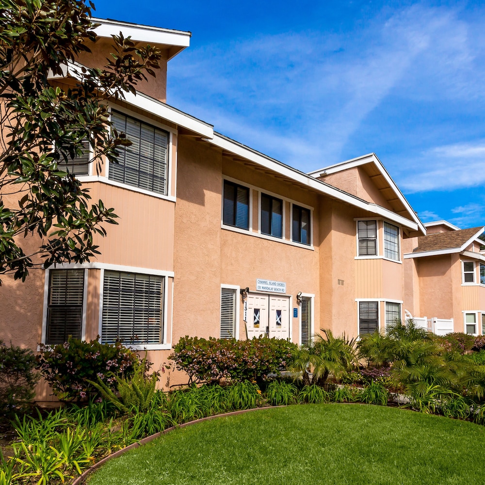 Channel Island Shores in Oxnard | Best Rates u0026 Deals on Orbitz