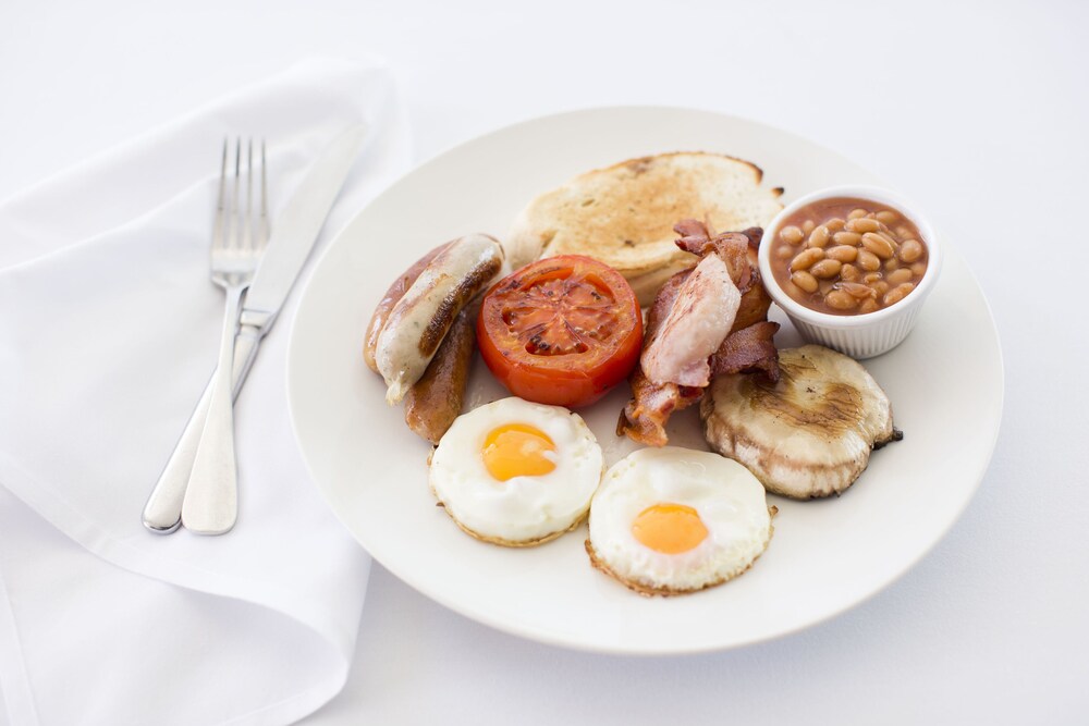 Breakfast meal, Novotel Sydney Brighton Beach