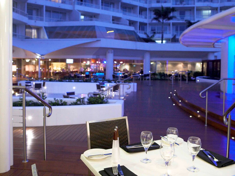 Novotel Sydney Brighton Beach
