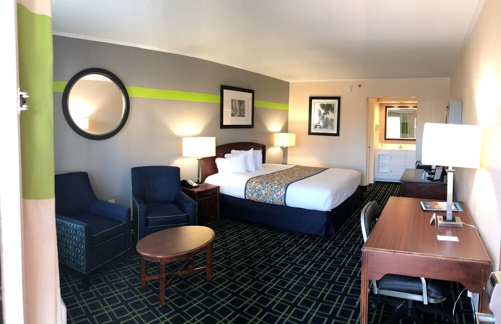 Room, Magnuson Hotel Virginia Beach