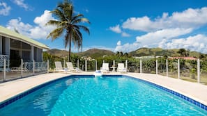 15 outdoor pools, pool umbrellas, sun loungers