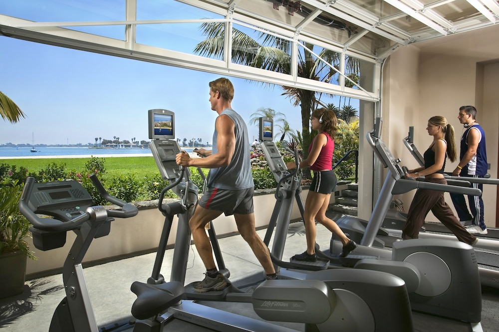 Fitness facility, Catamaran Resort and Spa