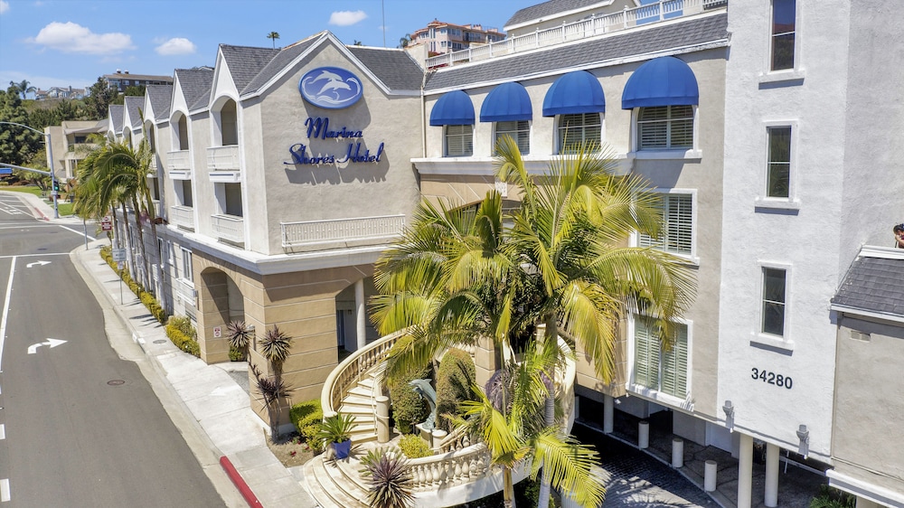 Best Western Plus Marina Shores Hotel