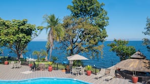 2 outdoor pools, sun loungers