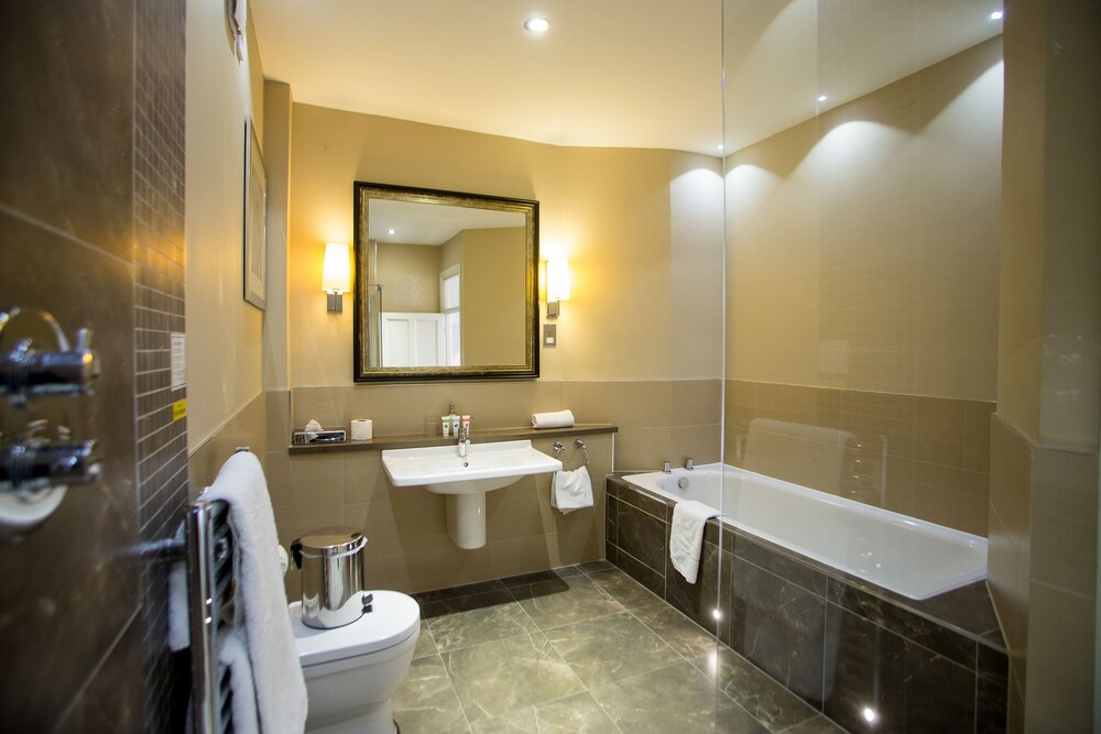 Bathroom, Crabwall Manor Hotel and Spa