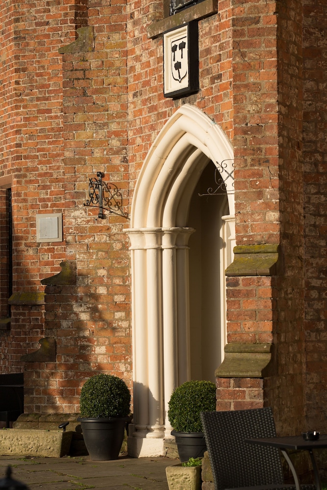 Property entrance, Crabwall Manor Hotel and Spa