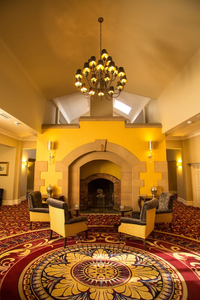 Lobby lounge, Crabwall Manor Hotel and Spa