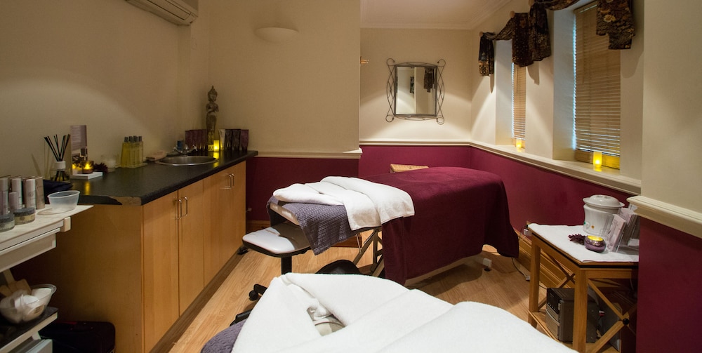 Treatment room, Crabwall Manor Hotel and Spa