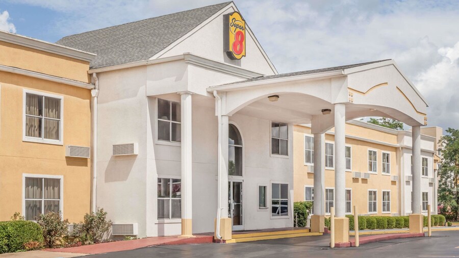 Super 8 by Wyndham Athens