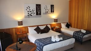 Minibar, iron/ironing board, free WiFi, alarm clocks
