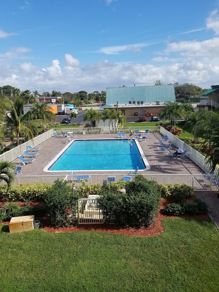 Budgetel Pompano Beach