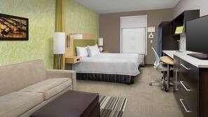 Pillowtop beds, desk, free cribs/infant beds, free wired internet