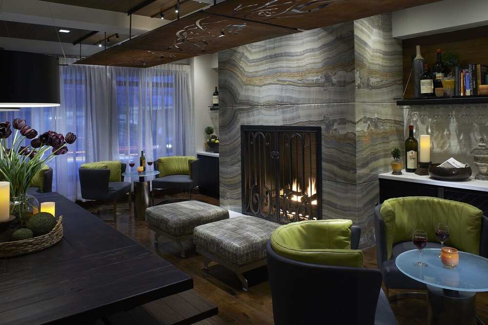 Kimpton Hotel Vintage Seattle 2018 Room Prices Deals Reviews View From Hotel Featured Image