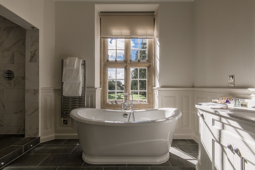 Deep soaking bathtub, Tylney Hall