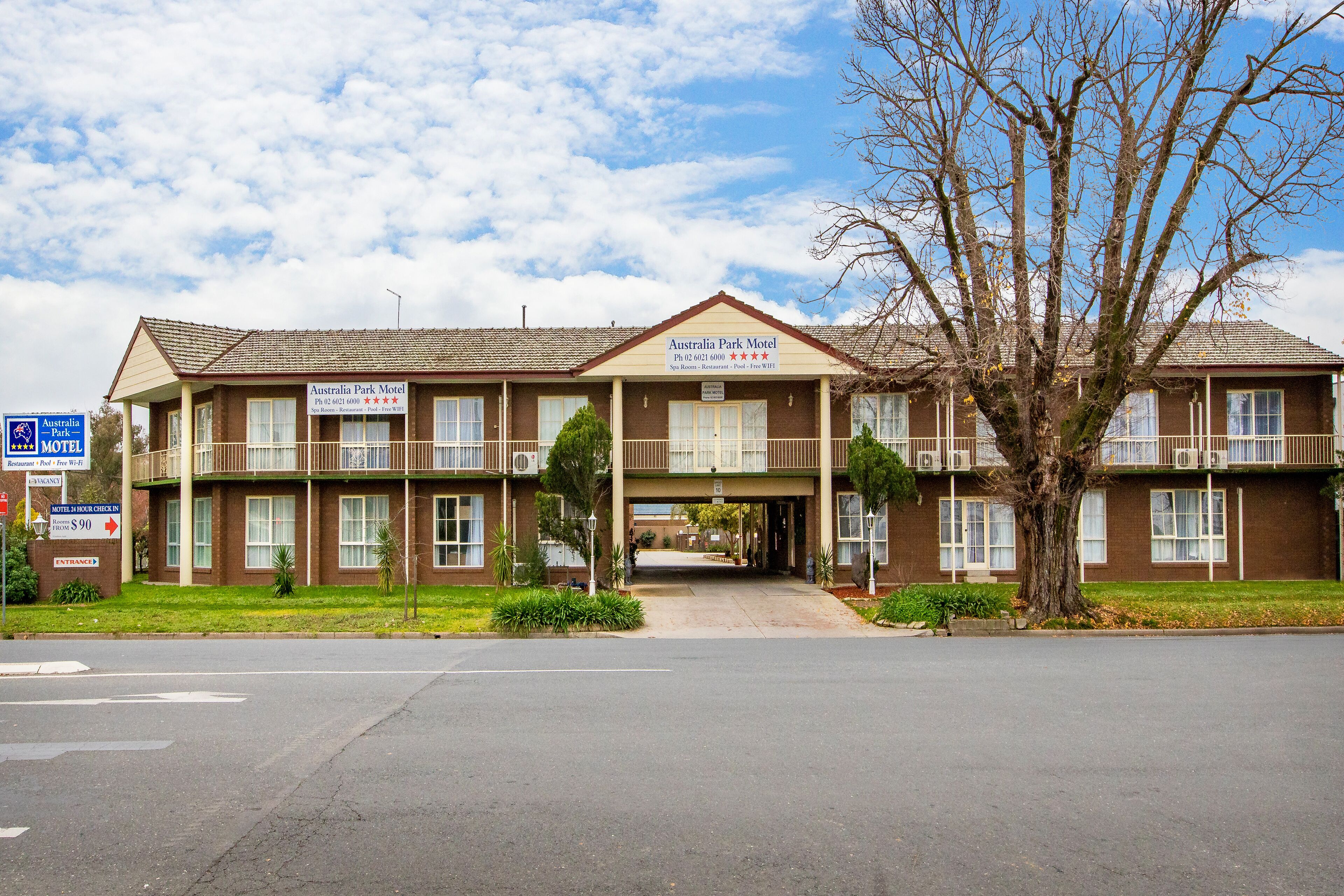 Australia Park Motel in Albury, Australia