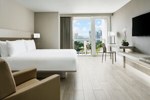 Room, 1 King Bed, Non Smoking, Balcony | In-room safe, desk, blackout drapes, iron/ironing board