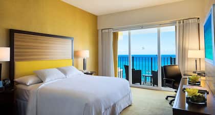 Hilton Waikiki Beach
