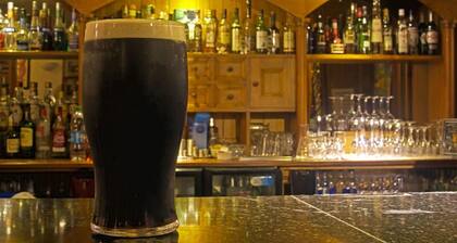 Alcock & Brown Hotel