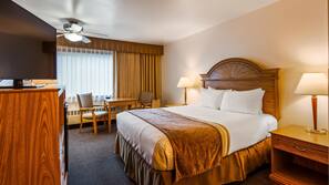 Pillowtop beds, desk, iron/ironing board, free WiFi
