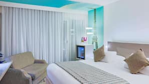 Premium bedding, free minibar items, in-room safe, desk