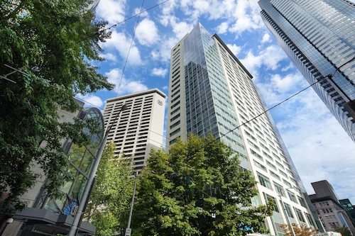 Great Place to stay Sheraton Seattle Hotel near Seattle 