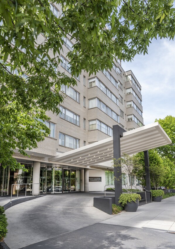 The Dupont Circle Hotel in Washington, DC Expedia