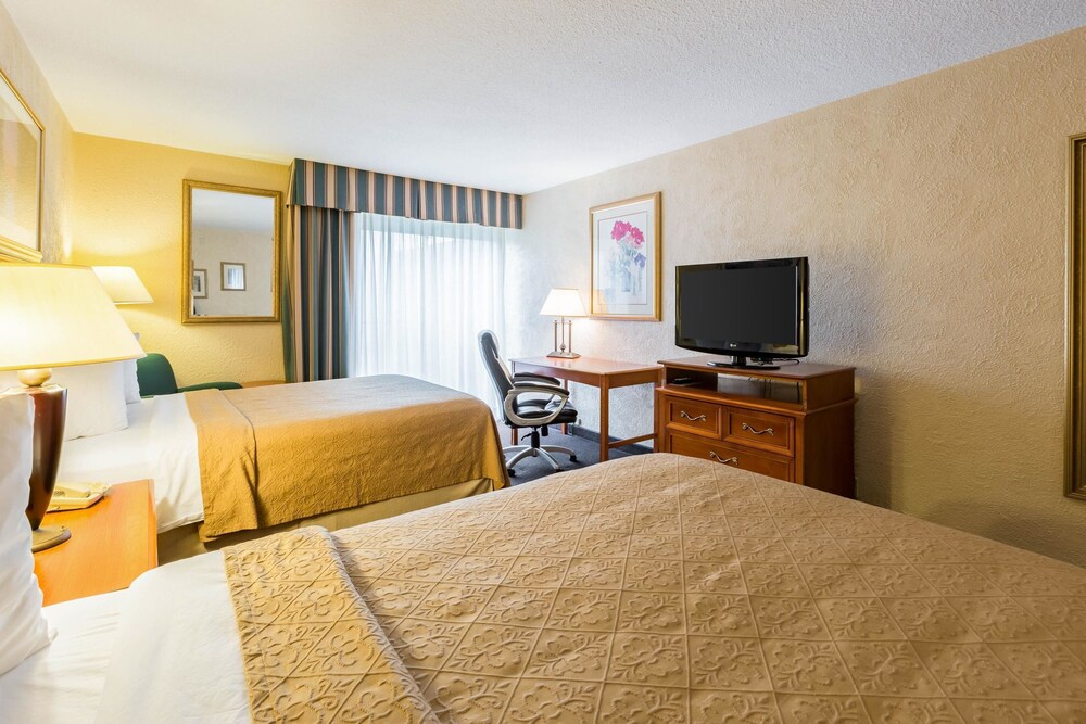 Room, Quality Inn and Conference Center I-80 Grand Island