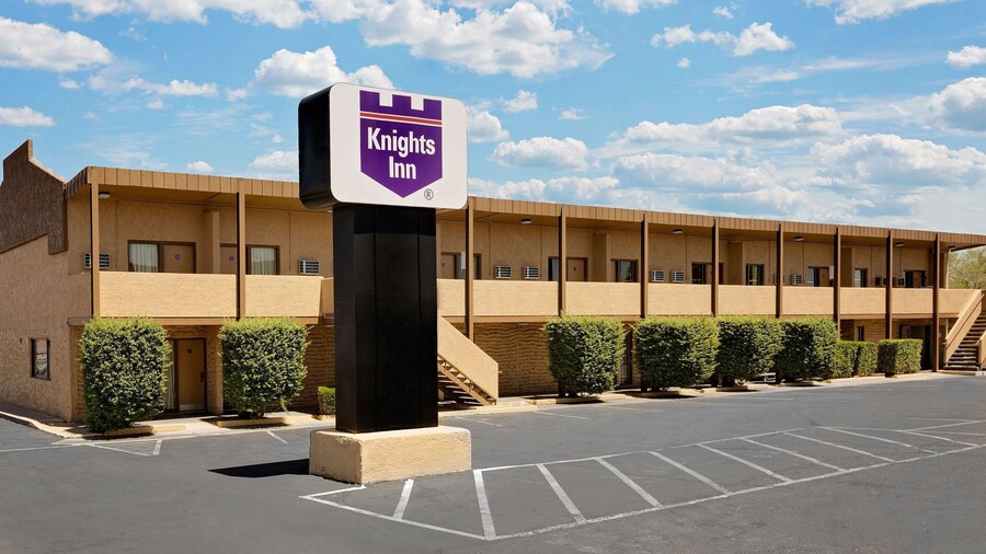 Knights Inn Page
