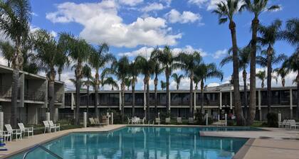 Valley Inn