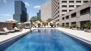 Outdoor pool, pool loungers