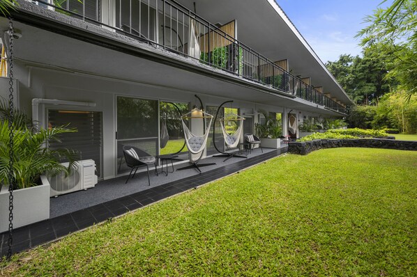Deluxe Room, Garden View | Primary image