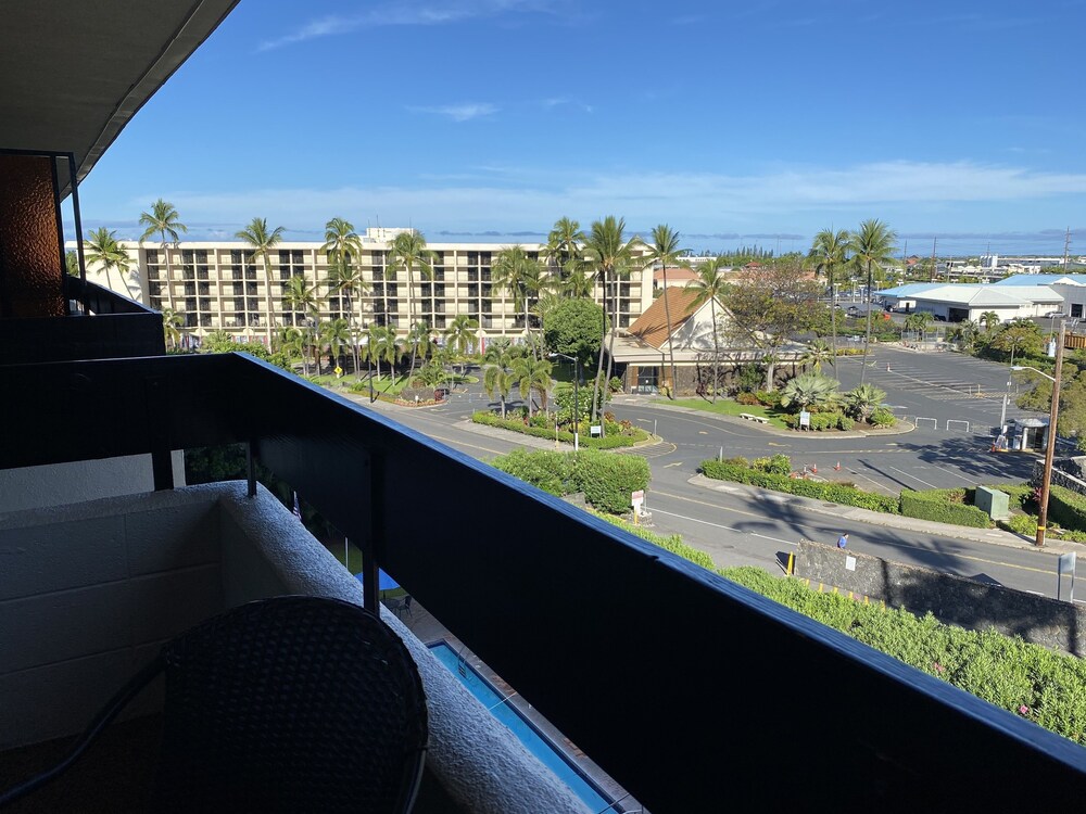 Kona Seaside Hotel