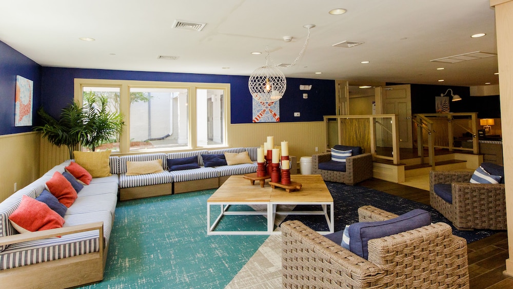 10 Best Beachfront Hotels In Cape Cod, Massachusetts Trip101