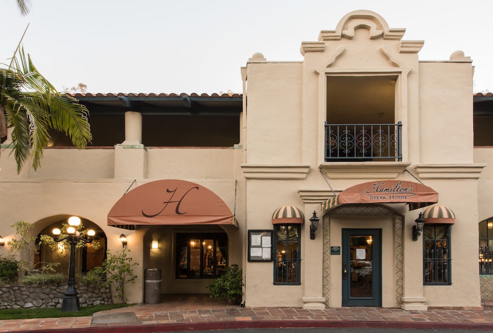 Property entrance, Vanllee Hotel and Suites