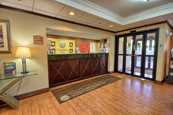 Comfort Inn Near Greenfield Village Deals Reviews Detroit Usa