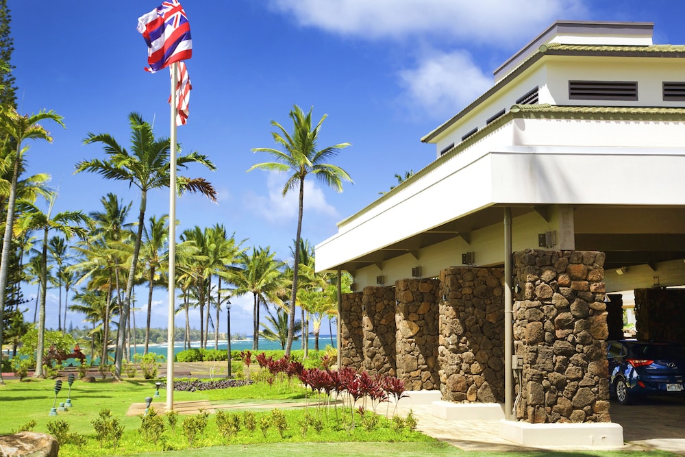 Exterior, Hilton Garden Inn Kauai Wailua Bay, HI