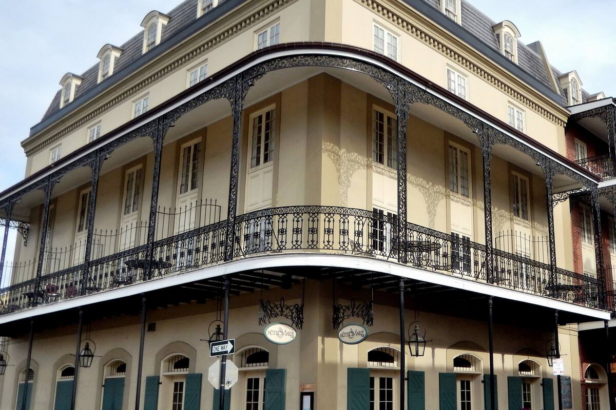 Hotel St Marie In New Orleans La Expedia