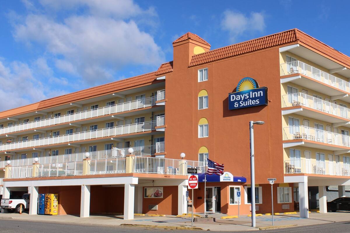 Days Inn Suites By Wyndham Wildwood In Wildwood Nj Expedia Days Inn Suites By Wyndham Wildwood In Wildwood Nj Expedia