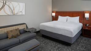 Premium bedding, in-room safe, desk, iron/ironing board