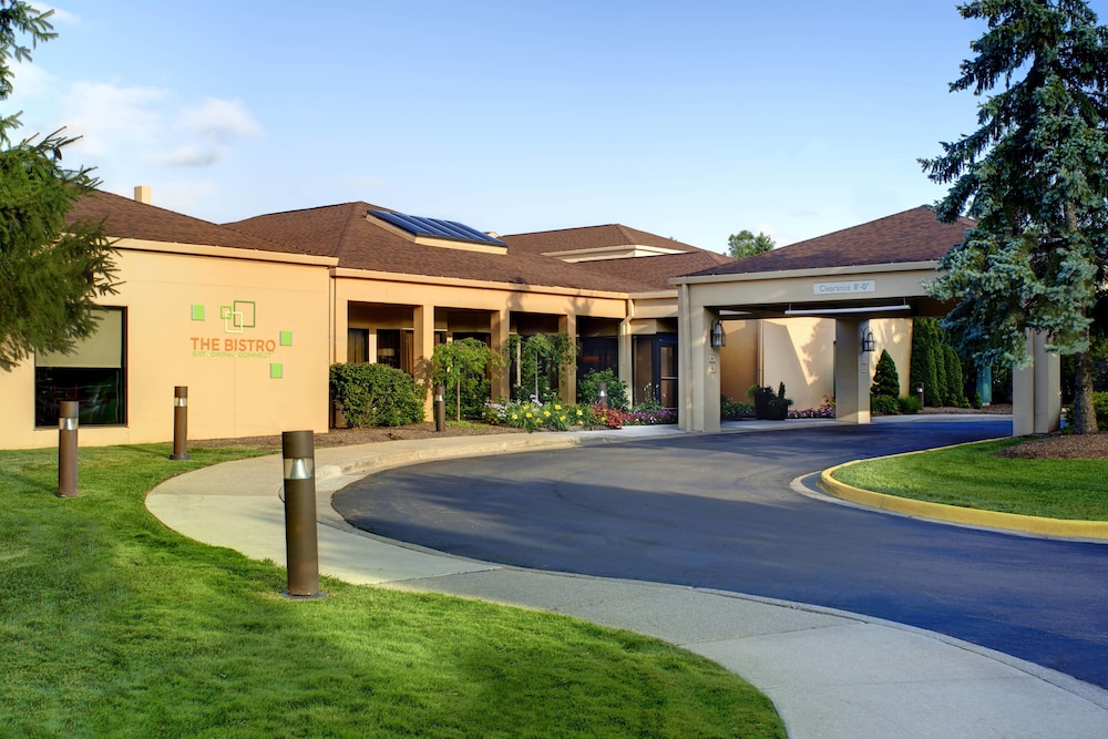 Courtyard By Marriott Detroit Warren In Detroit Hotel - 