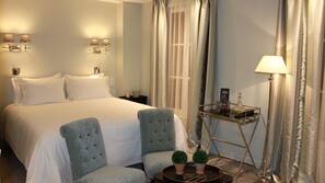 Premium bedding, minibar, in-room safe, soundproofing
