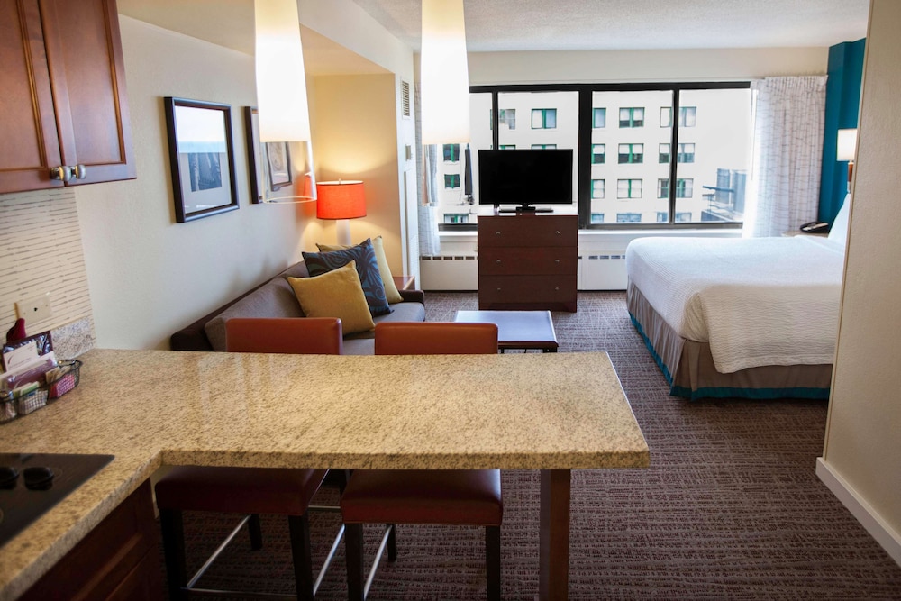 Sonesta ES Suites Chicago Downtown