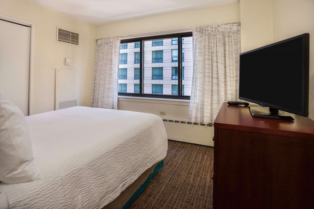 Sonesta ES Suites Chicago Downtown